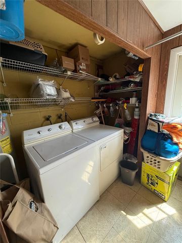 9085 ARNDALE CIRCLE, Tampa, FL 33615