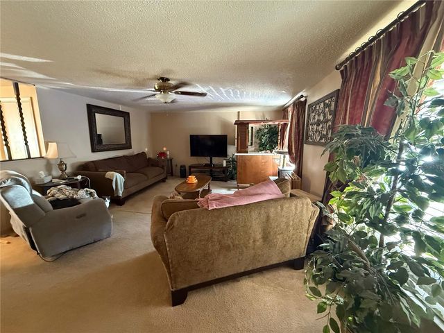 9085 ARNDALE CIRCLE, Tampa, FL 33615