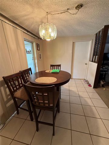 9085 ARNDALE CIRCLE, Tampa, FL 33615