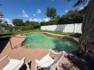 9085 ARNDALE CIRCLE, Tampa, FL 33615