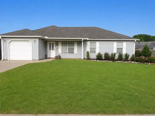 609 Marion Street, Paragould, AR 72450
