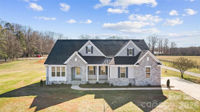 7517 Lancaster Highway 5, Waxhaw, NC 28173