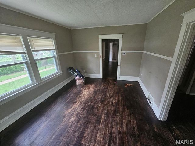6546 Julian Avenue, St Louis, MO 63133