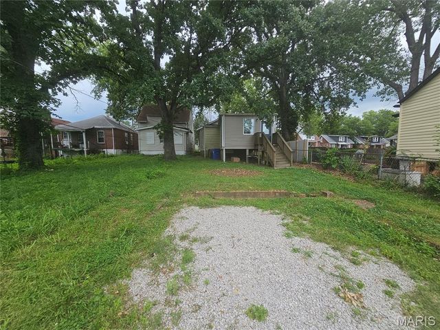 6546 Julian Avenue, St Louis, MO 63133