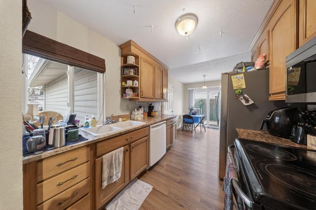 7263 Hayward Dr, Sacramento, CA 95828