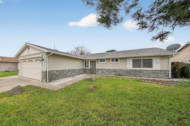 7263 Hayward Dr, Sacramento, CA 95828