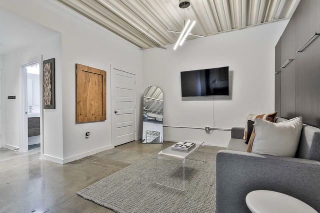 675 Greenwood Avenue NE 122, Atlanta, GA 30306