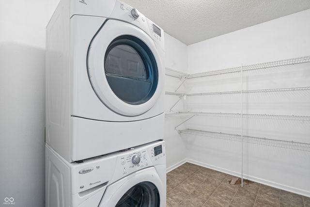 503 Bourneside Drive, Greenfield, IN 46140