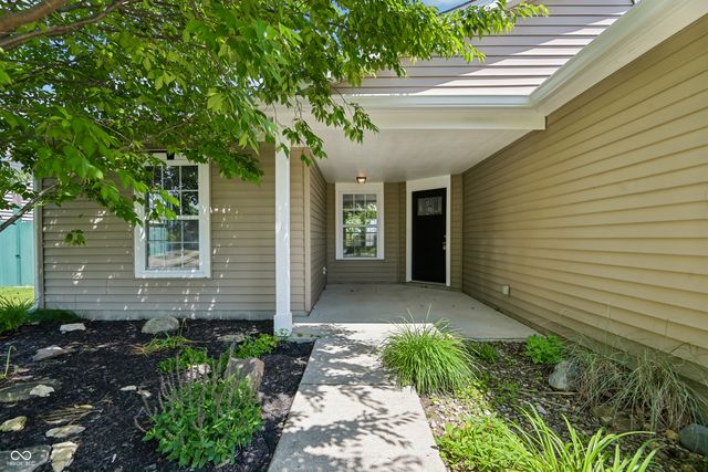 503 Bourneside Drive, Greenfield, IN 46140