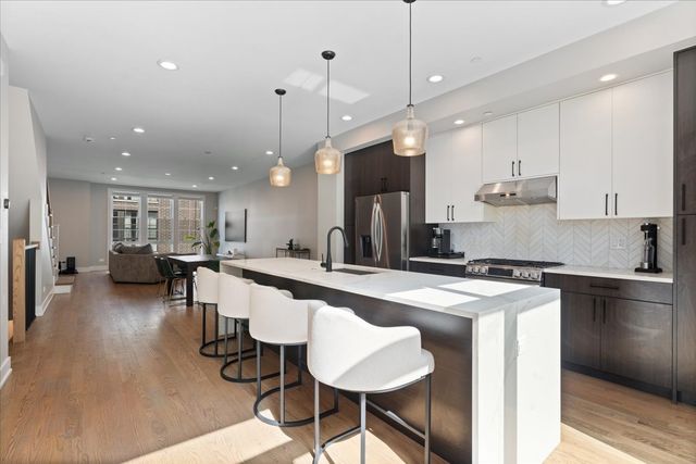 4442 S Drexel Boulevard G, Chicago, IL 60653