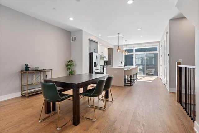 4442 S Drexel Boulevard G, Chicago, IL 60653