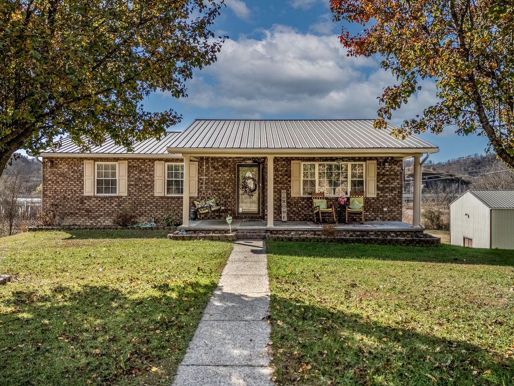 1064 Gardner Trail, Salyersville, KY 41465