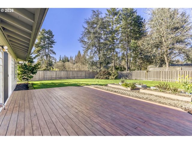 19605 Sw MADELINE St, Beaverton, OR 97078