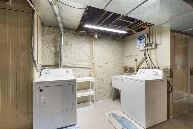 103 3rd Avenue, Bovey, MN 55709