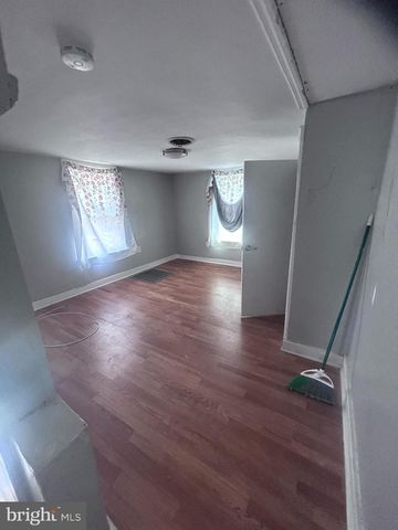 723 N BROAD ST, Woodbury, NJ 08096