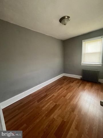 723 N BROAD ST, Woodbury, NJ 08096