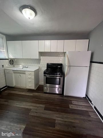 723 N BROAD ST, Woodbury, NJ 08096