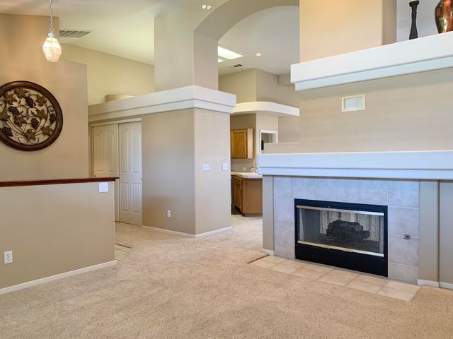 1523 E Monte Vista Court, Visalia, CA 93292