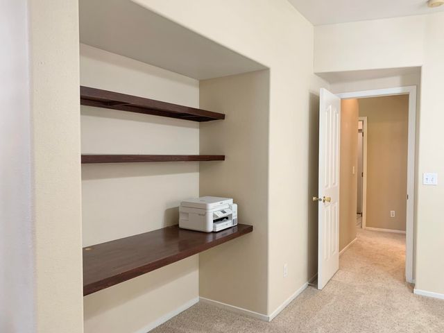 1523 E Monte Vista Court, Visalia, CA 93292