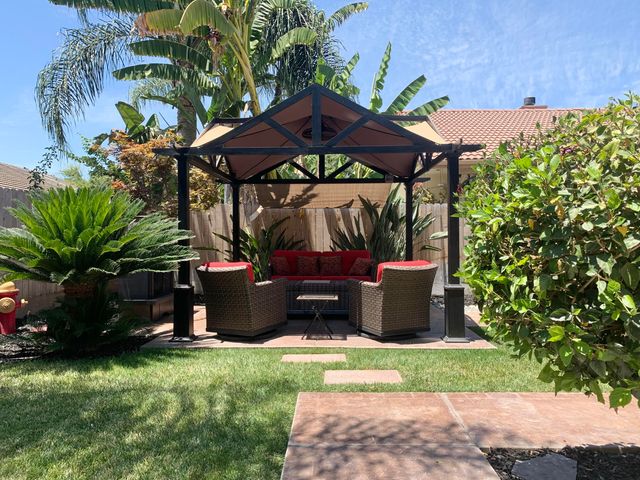 1523 E Monte Vista Court, Visalia, CA 93292