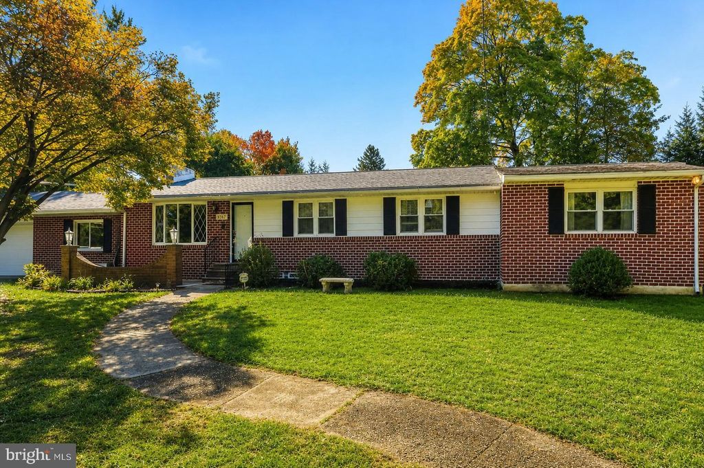 3782 GRANDVIEW AVE, BENSALEM, PA 19020 — photo 2