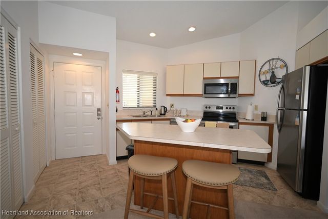 5435 Unit M25 Casablanca Circle, Sebring, FL 33870