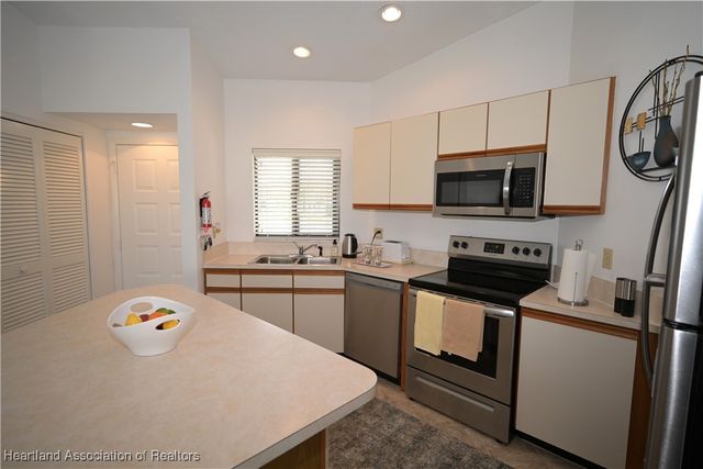 5435 Unit M25 Casablanca Circle, Sebring, FL 33870