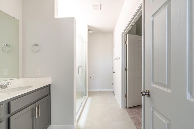 9601 Dawn Pearl DR 21, Austin, TX 78748