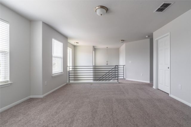 9601 Dawn Pearl DR 21, Austin, TX 78748