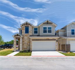 9601 Dawn Pearl DR 21, Austin, TX 78748