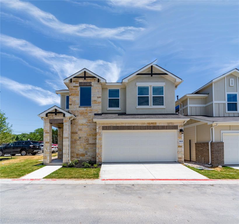 9601 Dawn Pearl DR 21, Austin, TX 78748