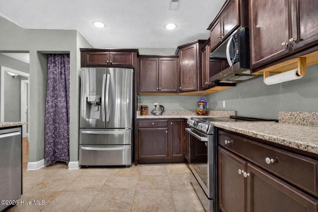 2020 Albemarle Road, Southport, NC 28461