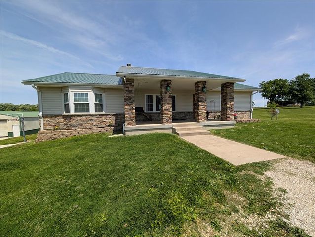 470 SW 850 Road, Chilhowee, MO 64733