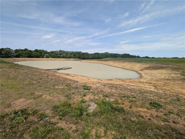 470 SW 850 Road, Chilhowee, MO 64733