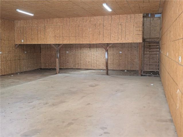 470 SW 850 Road, Chilhowee, MO 64733