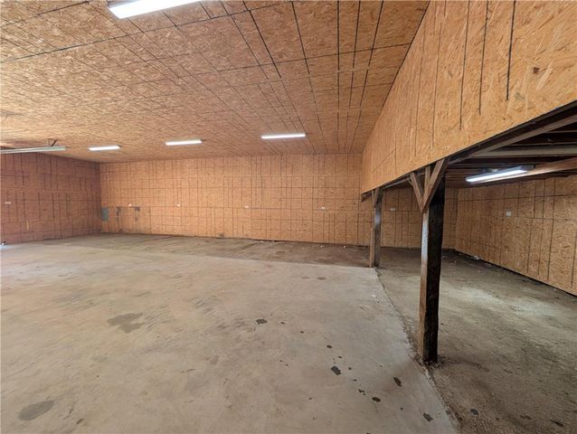 470 SW 850 Road, Chilhowee, MO 64733