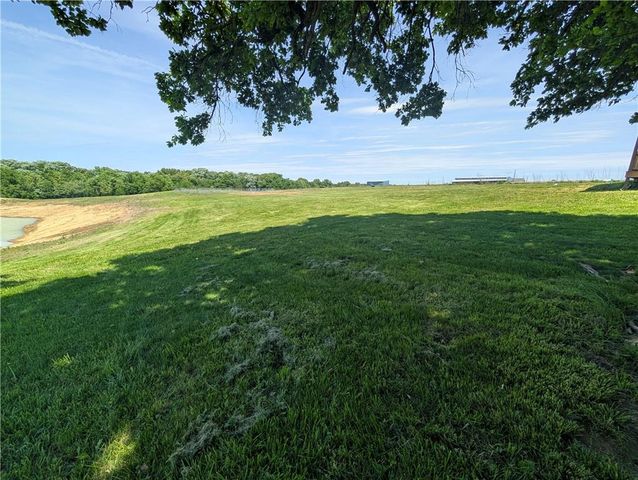 470 SW 850 Road, Chilhowee, MO 64733