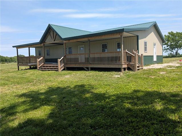 470 SW 850 Road, Chilhowee, MO 64733