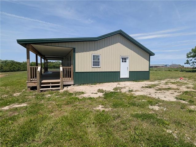 470 SW 850 Road, Chilhowee, MO 64733