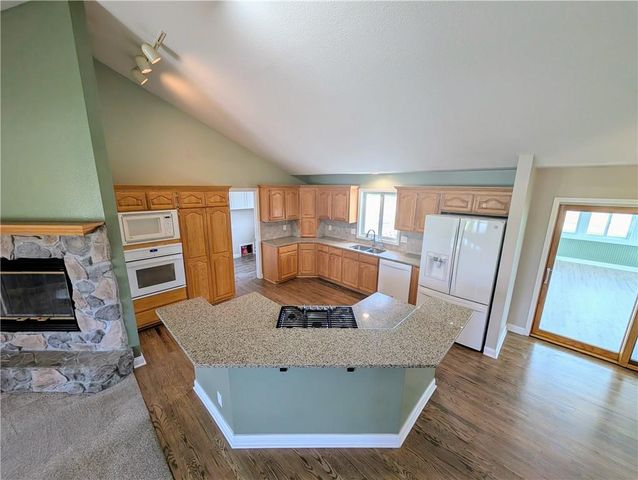 470 SW 850 Road, Chilhowee, MO 64733