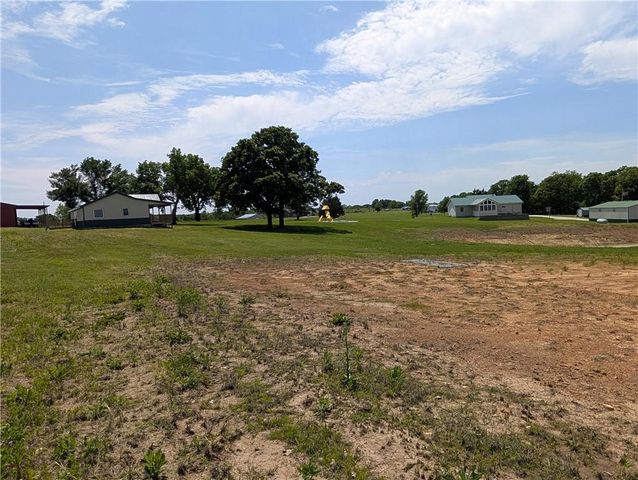 470 SW 850 Road, Chilhowee, MO 64733
