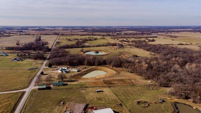 470 SW 850 Road, Chilhowee, MO 64733