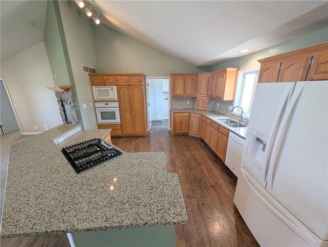 470 SW 850 Road, Chilhowee, MO 64733