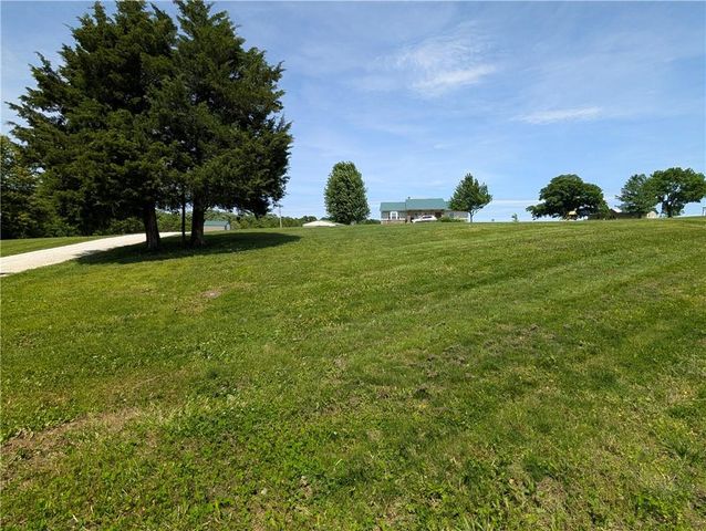 470 SW 850 Road, Chilhowee, MO 64733