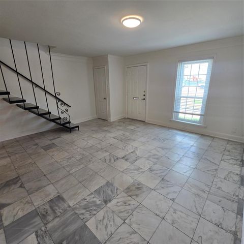2693 Marilee Lane, Houston, TX 77057