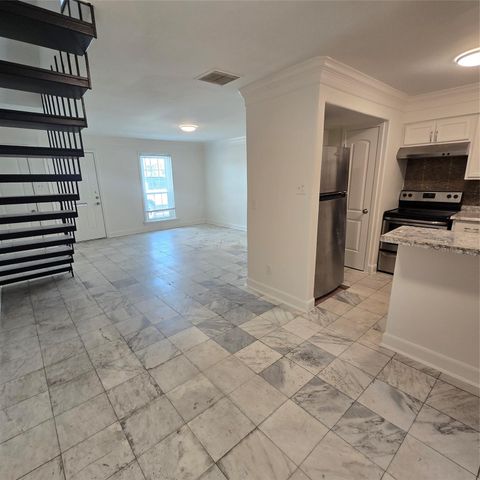 2693 Marilee Lane, Houston, TX 77057