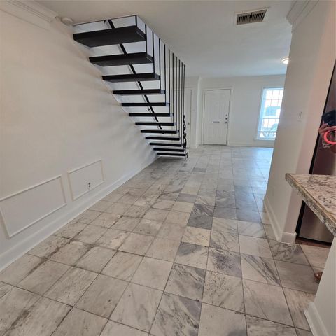 2693 Marilee Lane, Houston, TX 77057