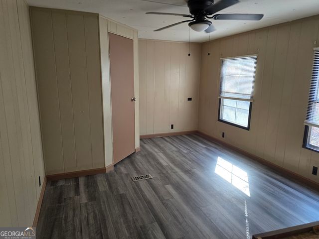 124 Puckett Road SE, Emerson, GA 30137