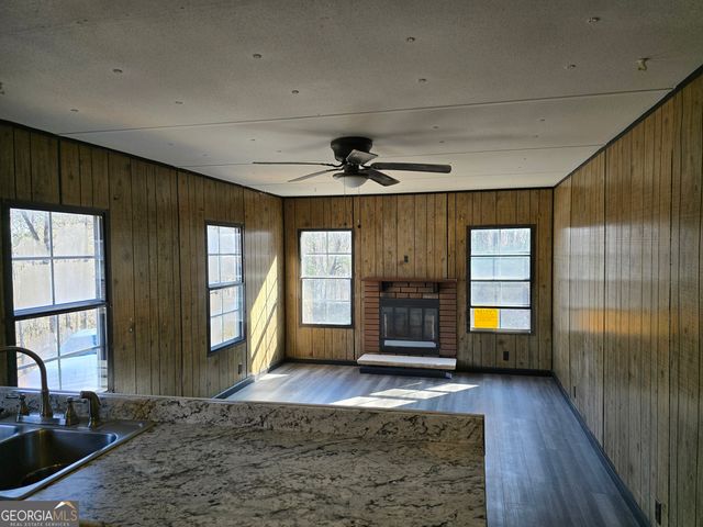 124 Puckett Road SE, Emerson, GA 30137