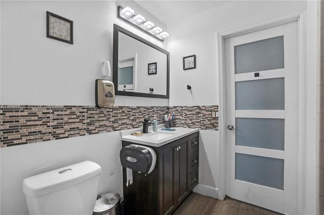 21100 N Miami Ave, Miami Gardens, FL 33169